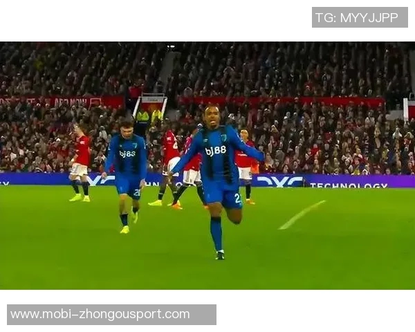 精彩绝伦的4比4进球大战伊劳拉称赞双方踢得极为开放与观赏性十足